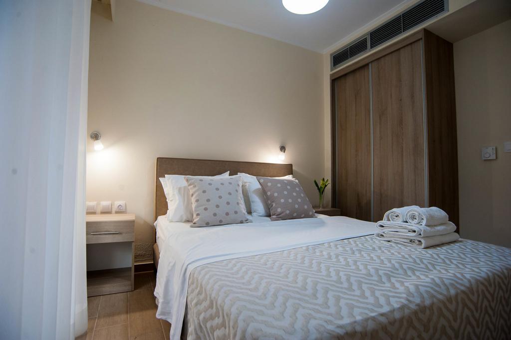 Vanessa'S Rooms & Apartments คานาลี ภายนอก รูปภาพ