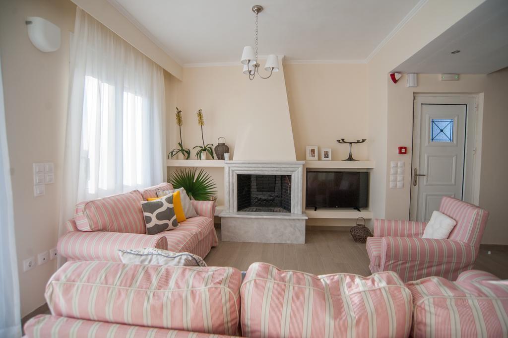 Vanessa'S Rooms & Apartments คานาลี ภายนอก รูปภาพ